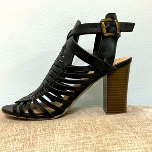 AE sandals with 3 1/2 in heel.